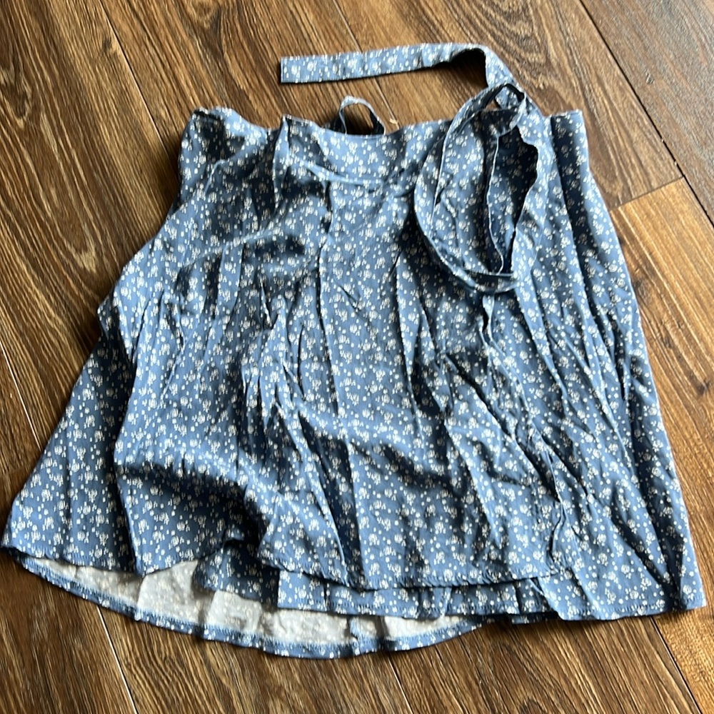 Brandy Melville skirt